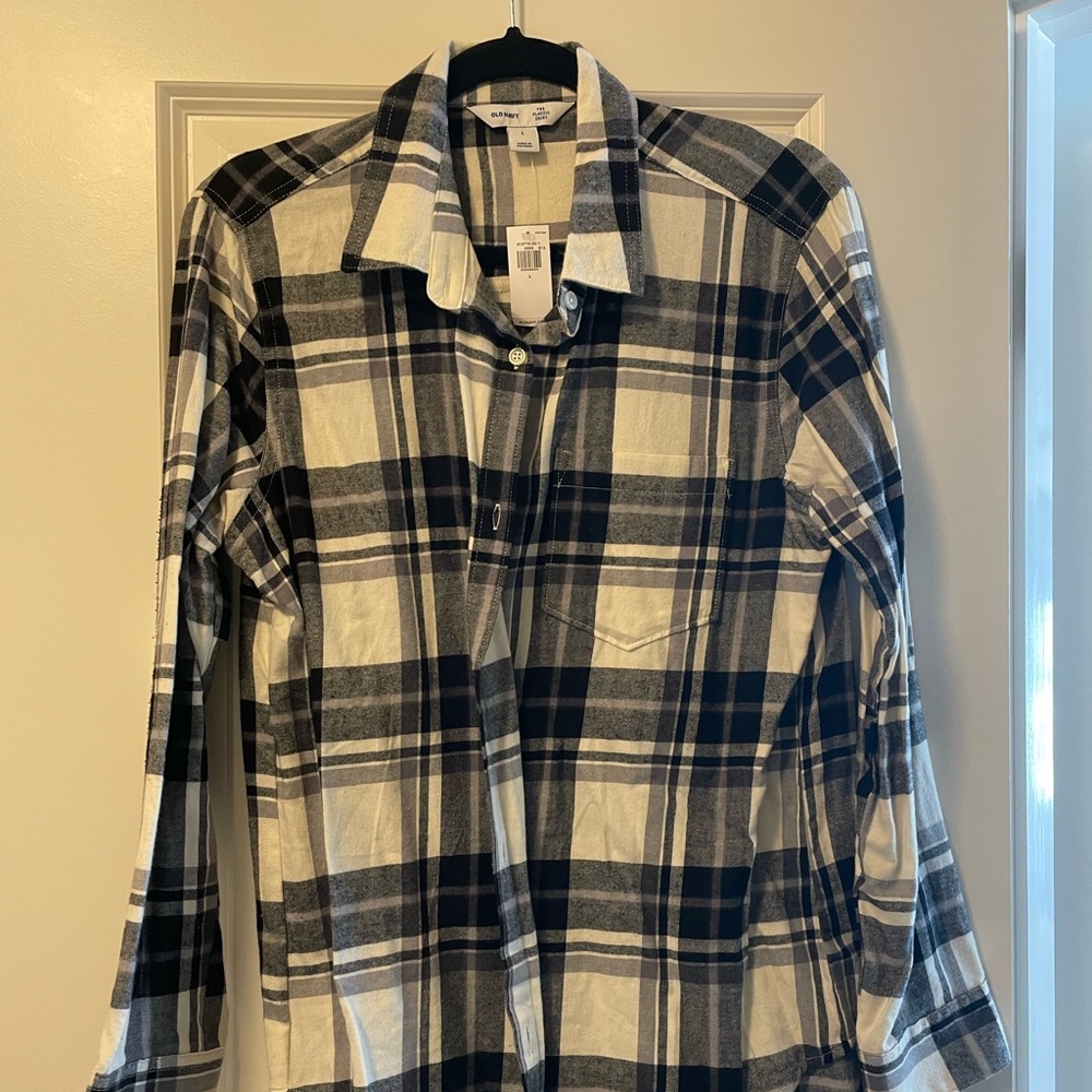 Old Navy The Classic Shirt Plaid Flannel Button Down Women’s Size L